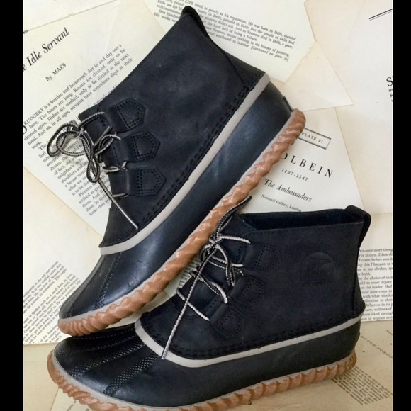 Sorel Leather Rubber Waterproof Lace Up Boot  40/9 - Picture 3 of 6